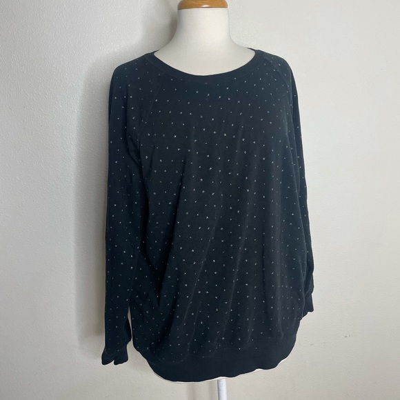 Torrid Black Crewneck Sweater With Small Silver Star Design Size 2 (2X) Women’s - Picture 2 of 8